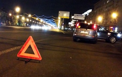 На юго-западе Москвы на "зебре" лихач насмерть сбил пешехода