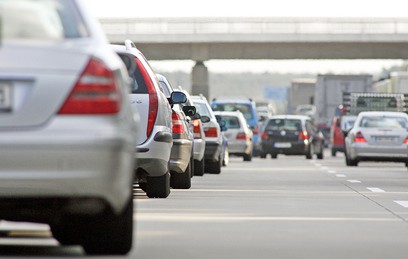 Европа в разгар отпусков застряла в гигантских пробках