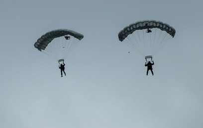 Скайдайверы поставили мировой рекорд в небе над Иллинойсом