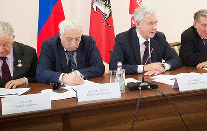 Власти Москвы повысят выплаты льготным категориям населения в 2016 г.