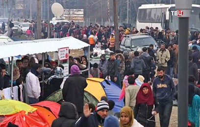 У мигрантов в Македонии изъяты карты с точками пересечения границы