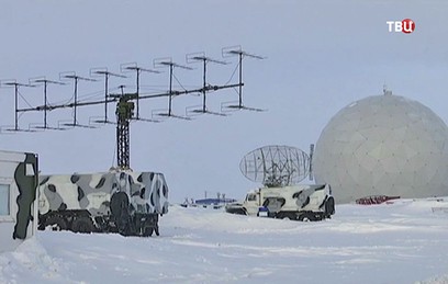 Шойгу проинспектировал ход строительства «Арктического трилистника»