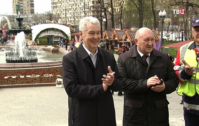 Сергей Собянин открыл сезон фонтанов