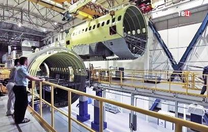 Медведев утвердил создание 24/7-сервисцентров для Sukhoi Superjet и МС-21