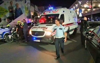 В результате крушения самолета в Турции погибли два человека