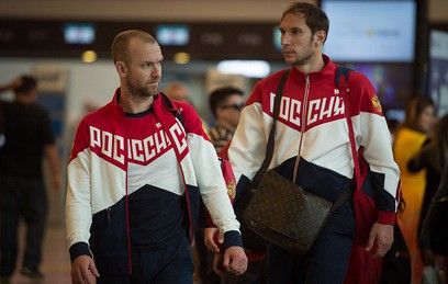 "Золотой рейс" с российскими олимпийцами прибыл в Москву
