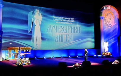 В Москве открылся кинофестиваль "Лучезарный ангел"