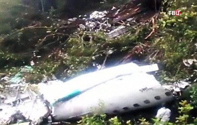 Авиаслужба Колумбии: самолет с футболистами "Шапекоэнсе" разбился из-за нехватки топлива