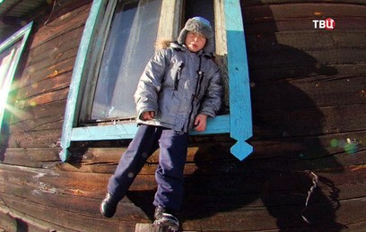 Под Иркутском семилетний мальчик во время пожара спас брата и сестру