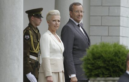 Президент Эстонии Тоомас Хендрик Ильвес со своей женой Эвелин Ильвес