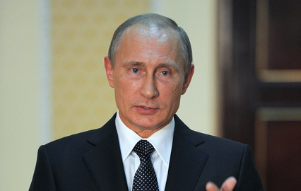 Президент России Владимир Путин на саммите ШОС в Душанбе 