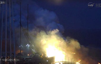 Взрыв на старте ракета-носителя 
