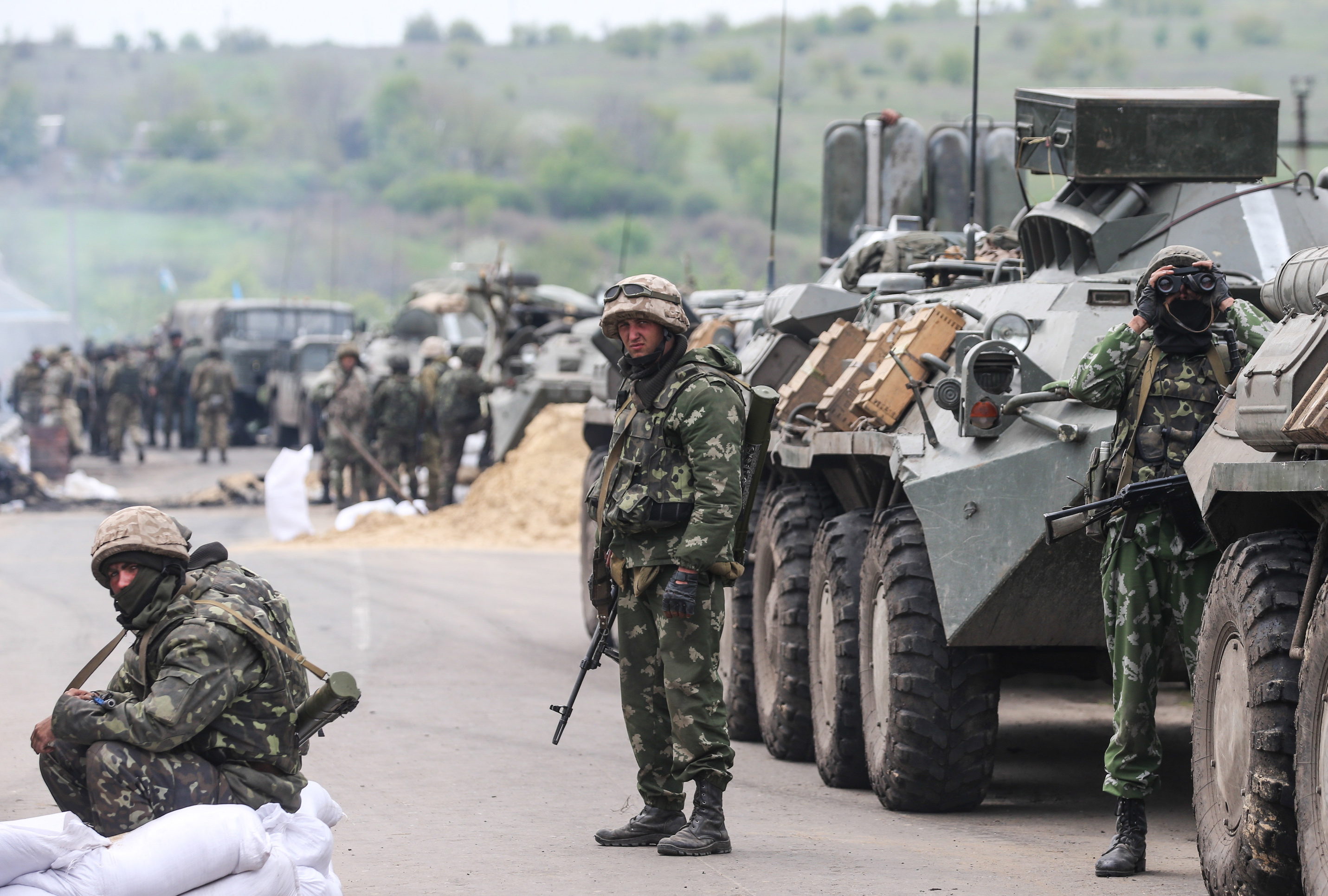 Украинские военные под Славянском