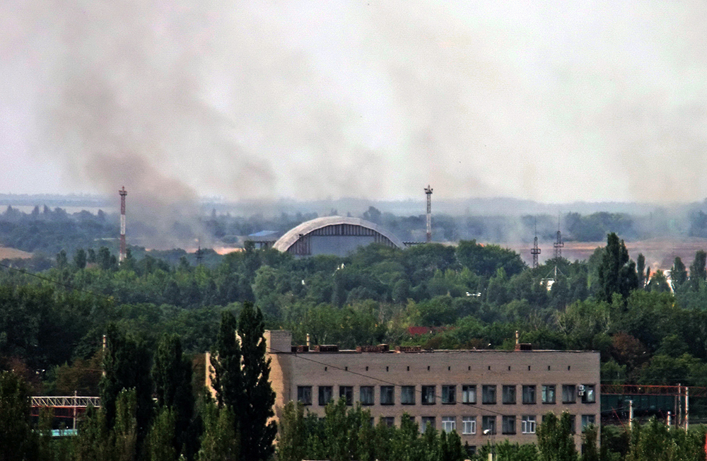 Во время артиллерийского обстрела Донецка