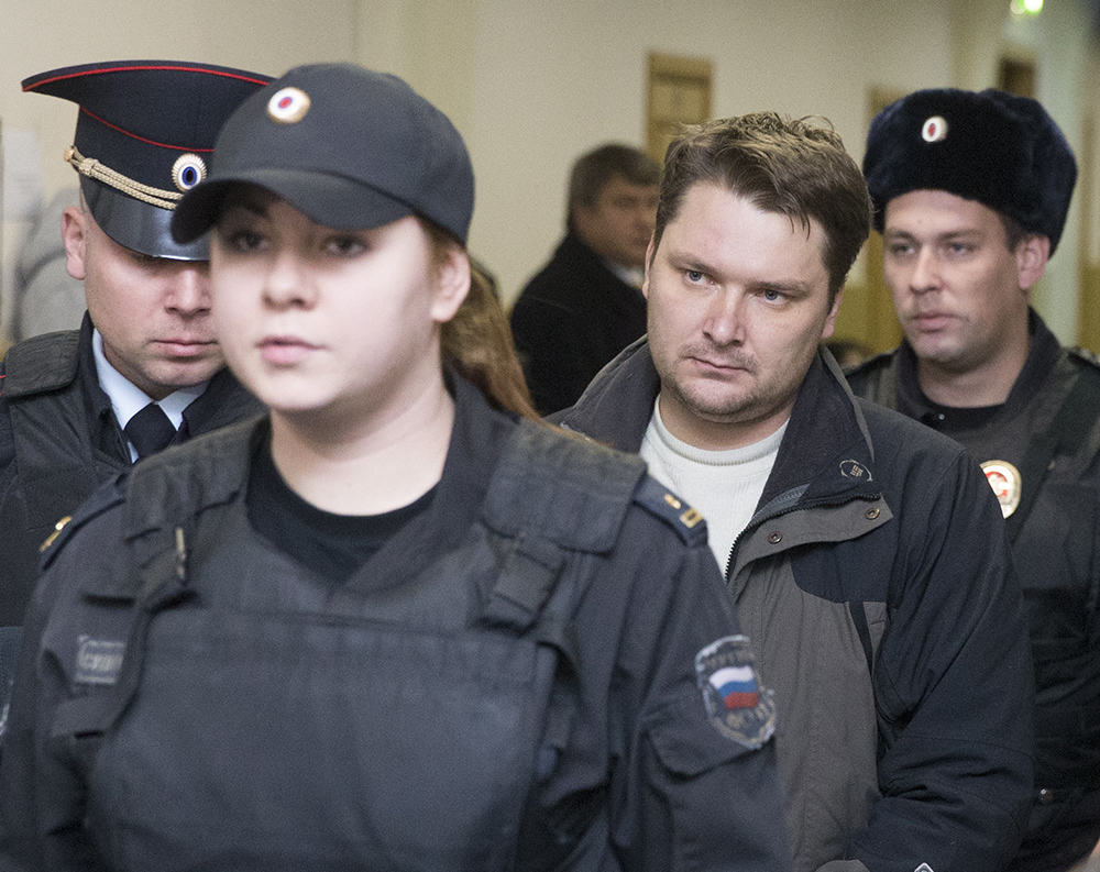 Диспетчер аэропорта "Внуково" Александр Круглов в суде Диспетчер аэропорта "Внуково" Александр Круглов в суде