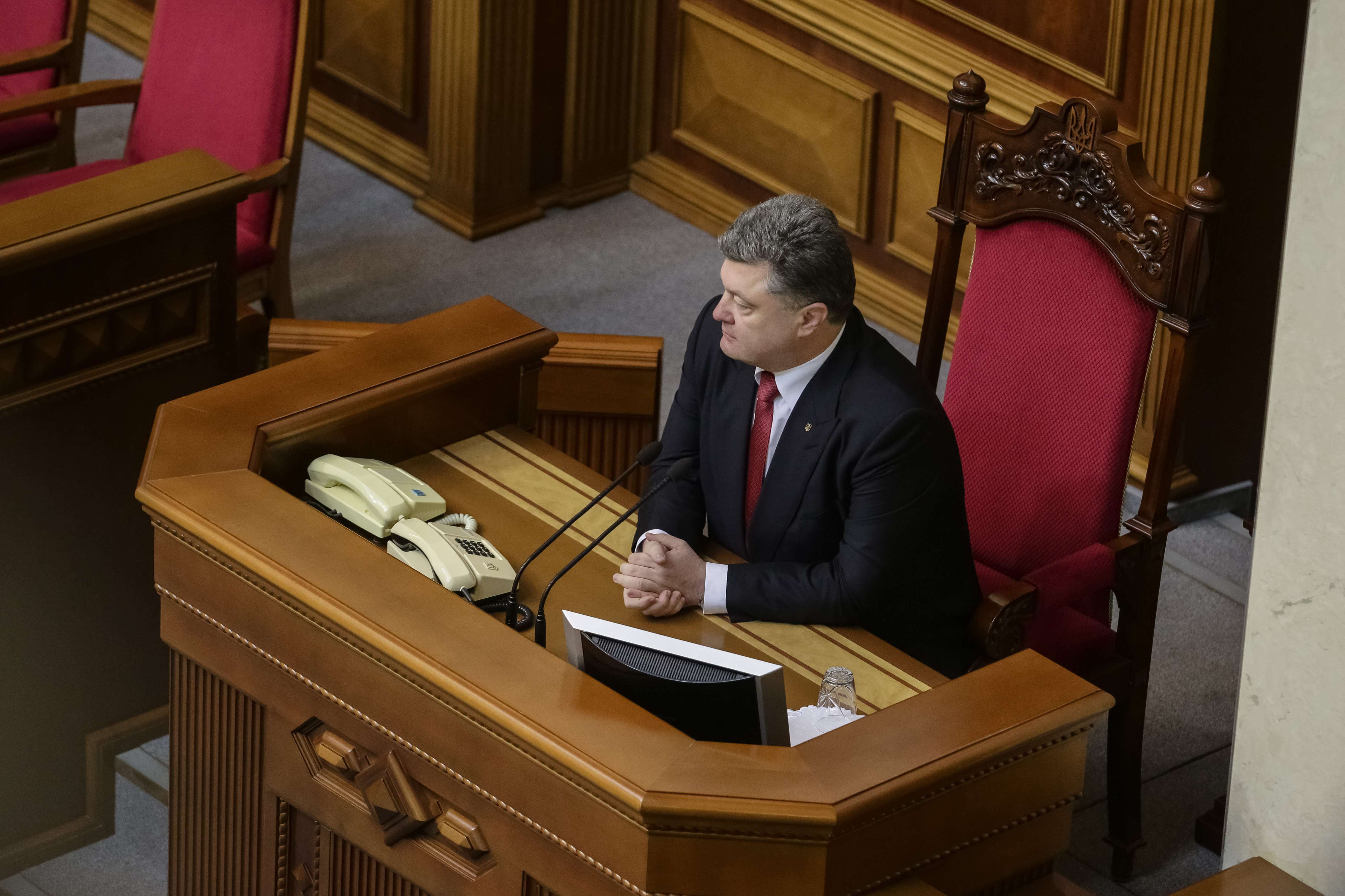 Президент Украины Петр Порошенко на заседании Верховной Рады Украины