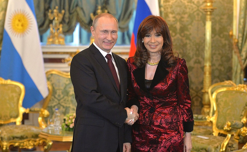 Президент России Владимир Путин и президент Аргентинской Республики Кристина Фернандес де Киршнер
