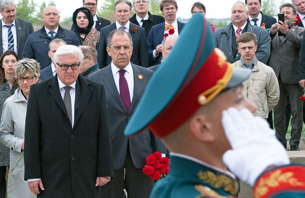 Франк-Вальтер Штайнмайер и Сергей Лавров в Волгограде Франк-Вальтер Штайнмайер и Сергей Лавров в Волгограде