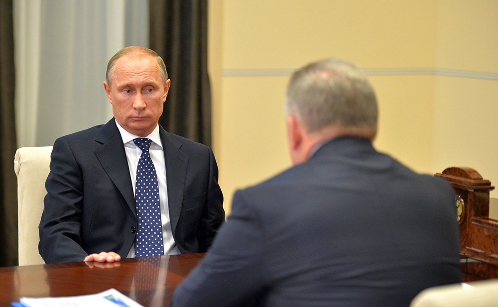 Президент России Владимир Путин и губернатор Хабаровского края Вячеслав Шпорт Президент России Владимир Путин и губернатор Хабаровского края Вячеслав Шпорт