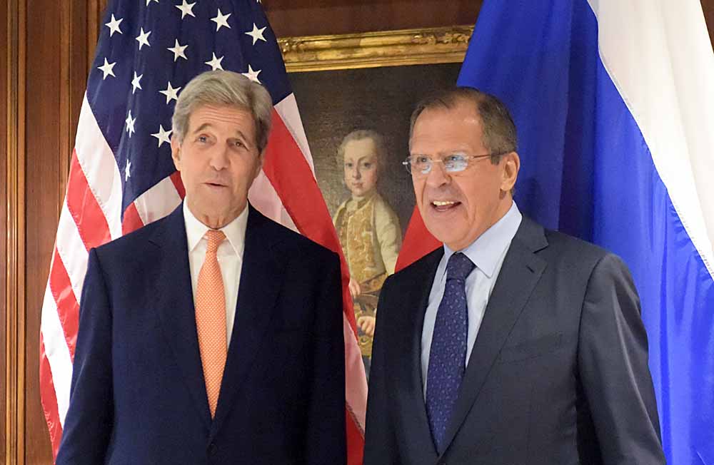 Госсекретарь США Джон Керри и глава МИД Сергей Лавров Госсекретарь США Джон Керри и глава МИД Сергей Лавров