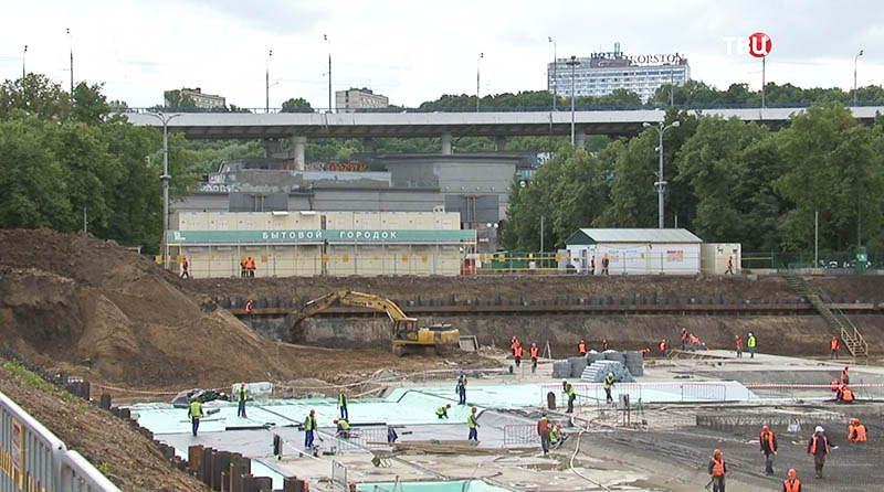 Строительство многофункционального плавательного центра "Лужники"