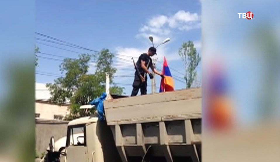 Захватившие полицейский участок в Ереване
