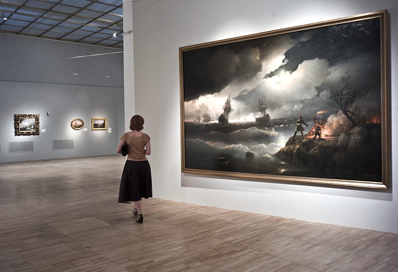 Выставка Айвазовского в Третьяковке пока популярнее Серова