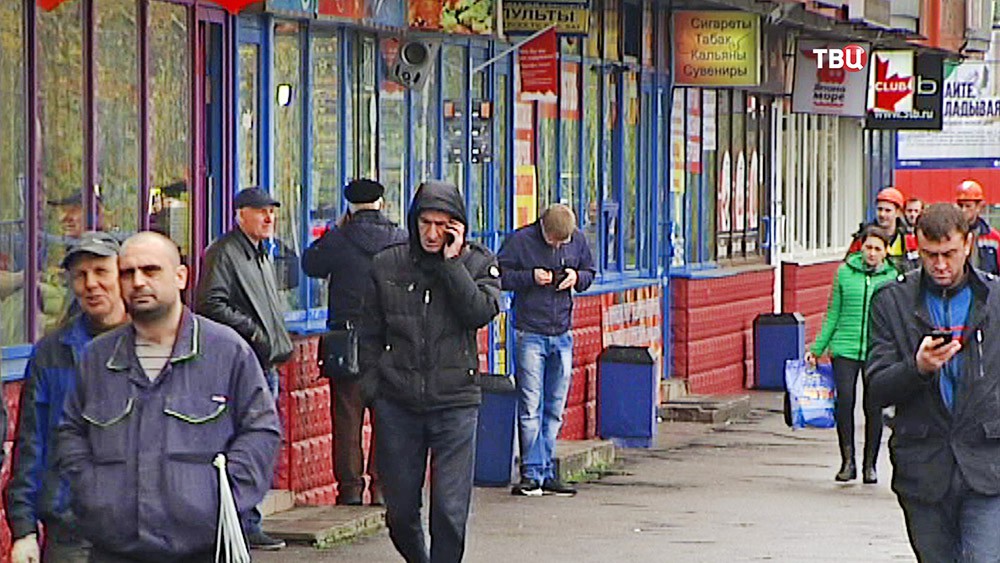 Торговые павильоны у станции метро "Петровско-Разумовская" Торговые павильоны у станции метро "Петровско-Разумовская"