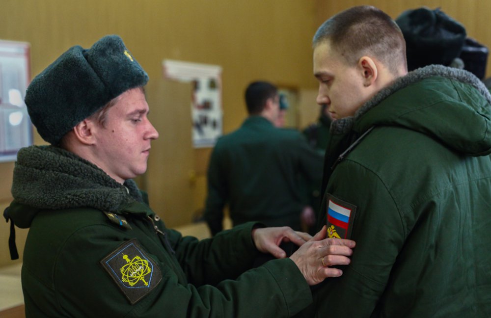 Прием на военную службу девушек Прием на военную службу девушек