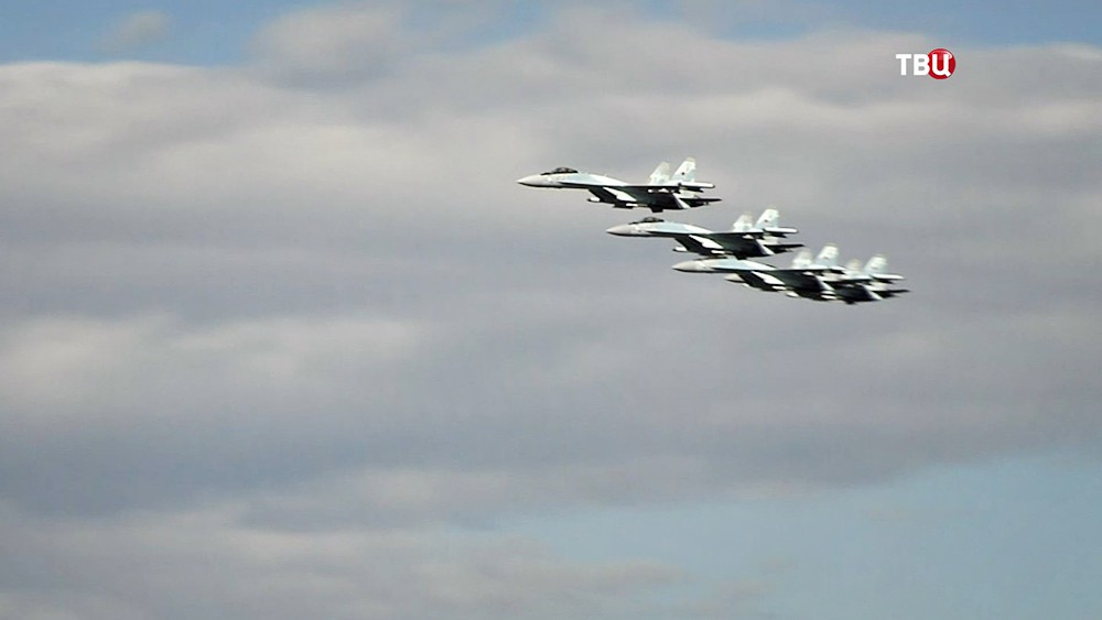 Истребители Су-35С ВКС России Истребители Су-35С ВКС России