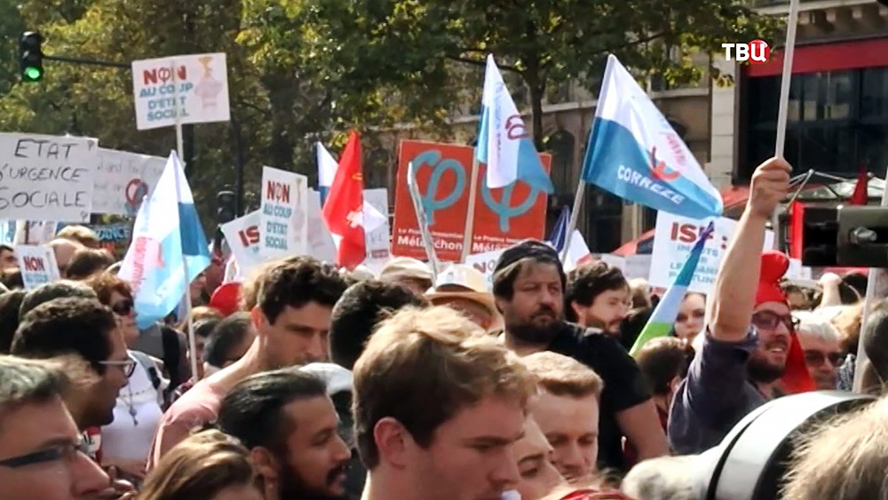 Митинг во Франции из-за трудовой реформы Митинг во Франции из-за трудовой реформы