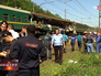 Полиция и служба спасения на месте столкновения поездов в Подмосковье Полиция и служба спасения на месте столкновения поездов в Подмосковье