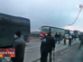 Украинские радикалы остановили автобусы из Крыма ехавшие на акцию протеста в Киев Украинские радикалы остановили автобусы из Крыма ехавшие на акцию протеста в Киев