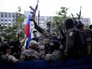 Бойцы народного ополчения в Донецке Бойцы народного ополчения в Донецке