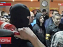 Бойцы "Правого сектора" штурмуют здание гостиницы "Турист" в Киеве Бойцы "Правого сектора" штурмуют здание гостиницы "Турист" в Киеве