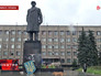 У здания администрации в Славянске У здания администрации в Славянске