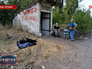 Жители Донецка возле бомбоубежища Жители Донецка возле бомбоубежища