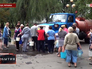 Жители Донецка в очереди за водой Жители Донецка в очереди за водой