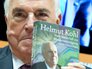 Экс-канцлер Германии Гельмут Коль представил свою книгу "От падения Берлинской стены до воссоединения" во Франкфурте Экс-канцлер Германии Гельмут Коль представил свою книгу "От падения Берлинской стены до воссоединения" во Франкфурте