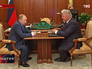 Владимир Путин и руководитель Федерации независимых профсоюзов России Михаил Шмаков Владимир Путин и руководитель Федерации независимых профсоюзов России Михаил Шмаков