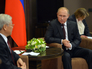 Президент России Владимир Путин и генеральный секретарь центрального комитета Коммунистической партии Вьетнама Нгуен Фу Чонг во время встречи Президент России Владимир Путин и генеральный секретарь центрального комитета Коммунистической партии Вьетнама Нгуен Фу Чонг во время встречи