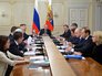 Владимир Путин на встрече с правительством Владимир Путин на встрече с правительством