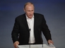 Президент России Владимир Путин выступает перед началом ледового шоу "Сочи. Город после Игр" Президент России Владимир Путин выступает перед началом ледового шоу "Сочи. Город после Игр"