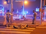 Полиция Дубая оцепляет территорию возле горящего небоскреба Полиция Дубая оцепляет территорию возле горящего небоскреба
