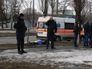 Сотрудники правоохранительных органов работают на проспекте маршала Жукова в Харькове, где во время шествия погремел взрыв Сотрудники правоохранительных органов работают на проспекте маршала Жукова в Харькове, где во время шествия погремел взрыв