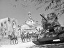 Советские войска в освобождённом Новороссийске Советские войска в освобождённом Новороссийске