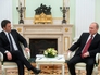 Президент России Владимир Путин и премьер-министр Италии Маттео Ренци во время встречи Президент России Владимир Путин и премьер-министр Италии Маттео Ренци во время встречи