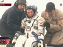 Российский космонавт Александр Самокутяев после приземления Российский космонавт Александр Самокутяев после приземления