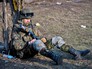 Боец украинского батальона "Азов" Боец украинского батальона "Азов"