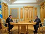 Президент Украины Пётр Порошенко и экс-губернатор Днепропетровской области Игорь Коломойский Президент Украины Пётр Порошенко и экс-губернатор Днепропетровской области Игорь Коломойский